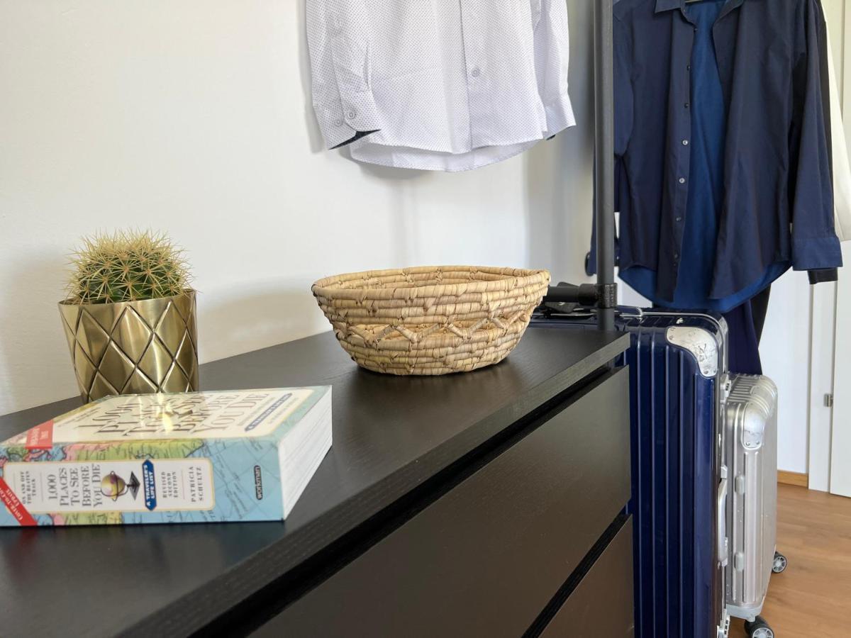 Designapartment Blue Sky -55M2-Free Parking & Wifi Graz Buitenkant foto