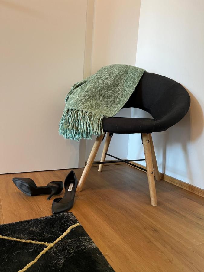 Designapartment Blue Sky -55M2-Free Parking & Wifi Graz Buitenkant foto